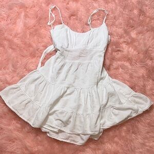 White Sleeveless Dress